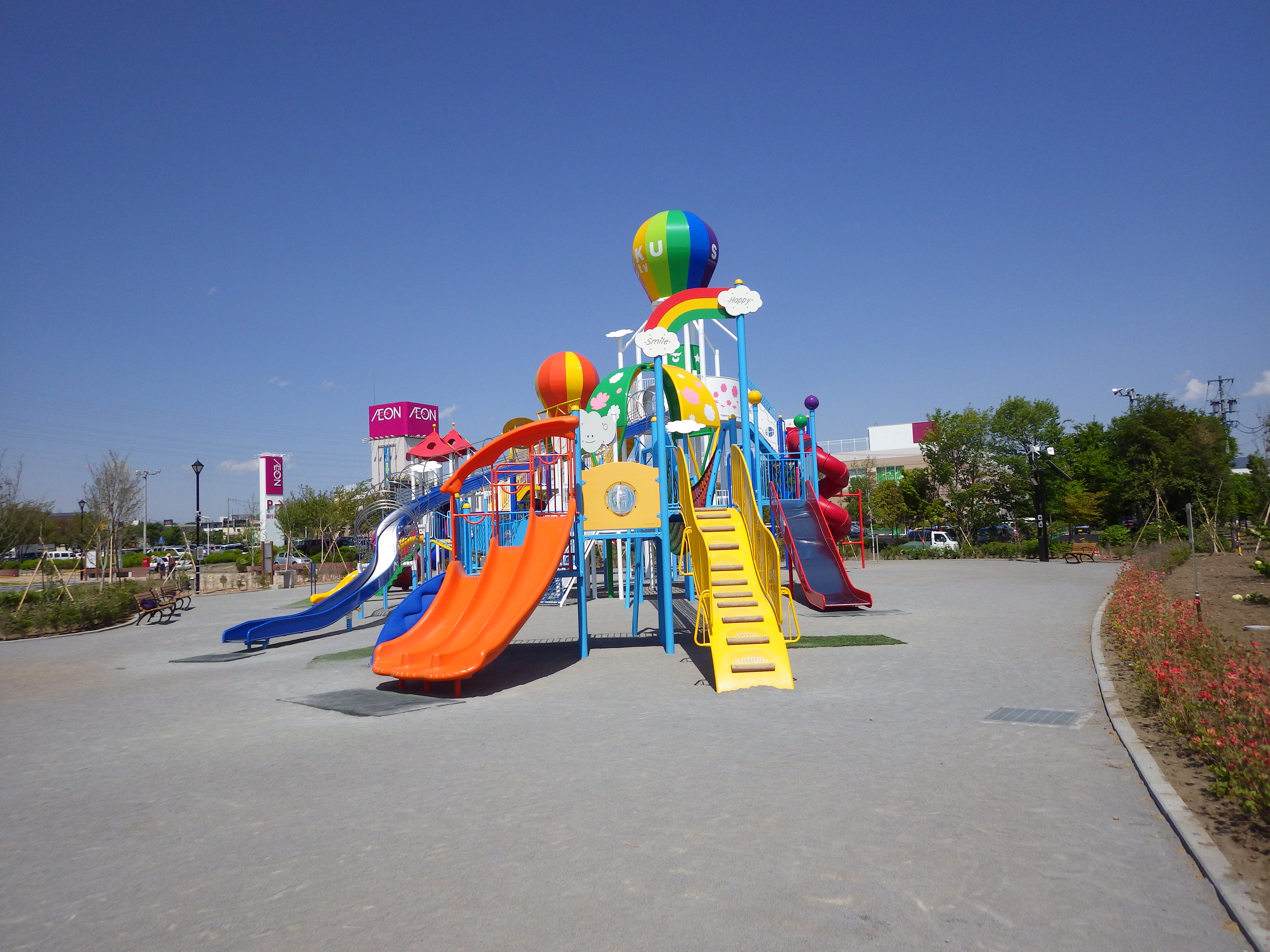 信州,上田,東御,サポートベンチ,観客席,ジャングルジム,ブランコ,鉄棒,遊具,公園施設製品,ワールドドリーム ドットコム