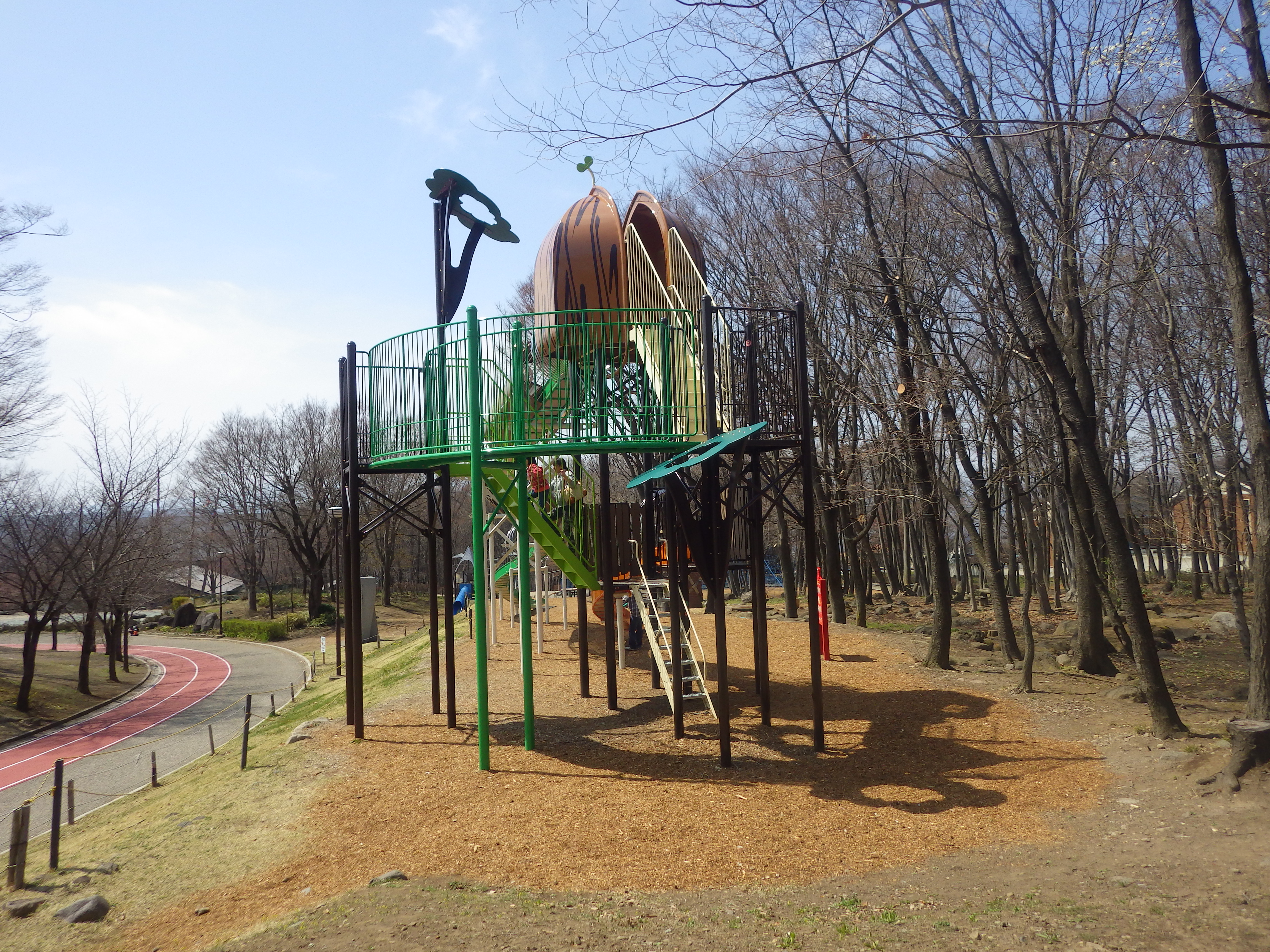 信州,上田,東御,サポートベンチ,観客席,ジャングルジム,ブランコ,鉄棒,遊具,公園施設製品,ワールドドリーム ドットコム