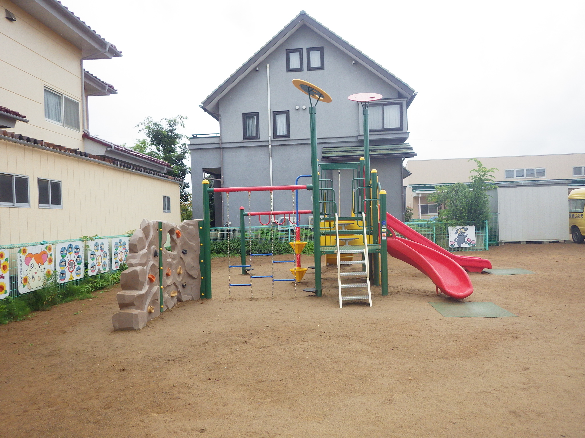 信州,上田,東御,サポートベンチ,観客席,ジャングルジム,ブランコ,鉄棒,遊具,公園施設製品,ワールドドリーム ドットコム